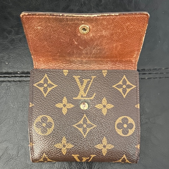 LOUIS VUITTON LV Monogram Elise Wallet - Picture 6 of 8